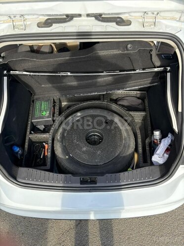 Ford Focus-18