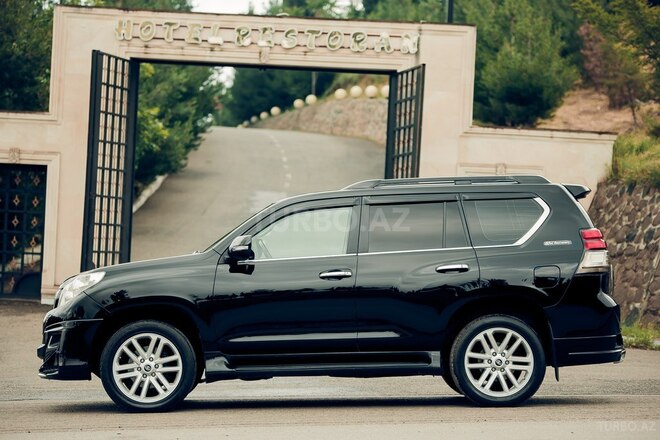 Toyota Land Cruiser Prado-4