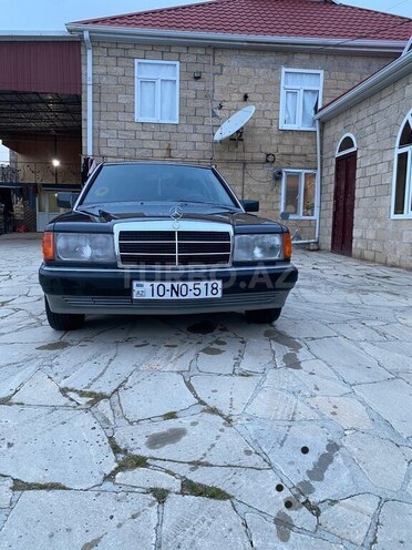 Mercedes 190-3