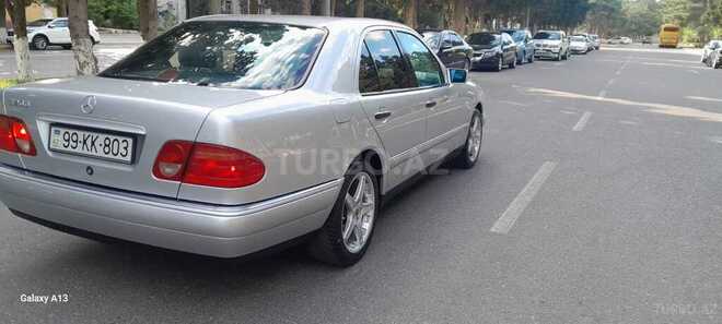 Mercedes E 200-9
