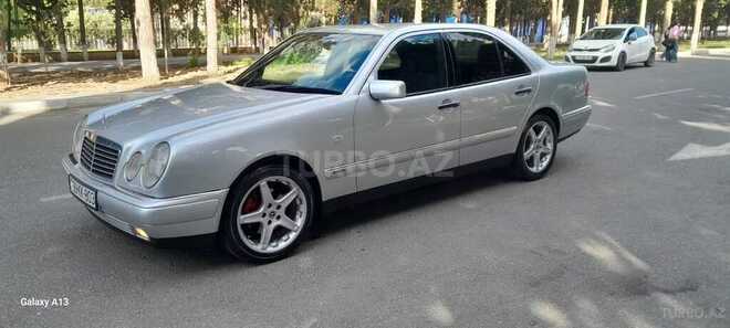 Mercedes E 200-5