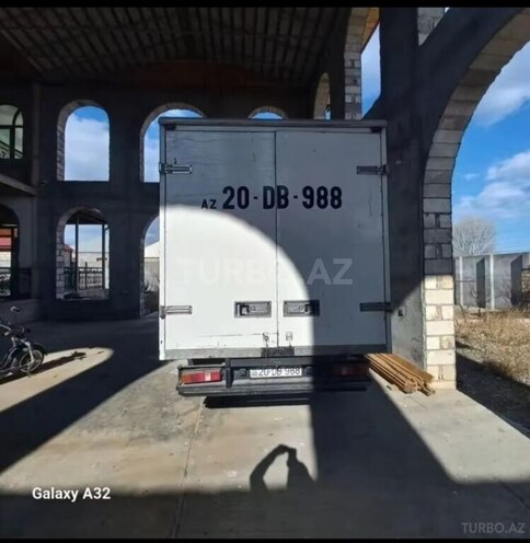 Ford Transit-3