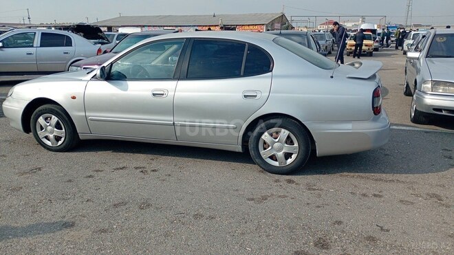 Daewoo Leganza-16