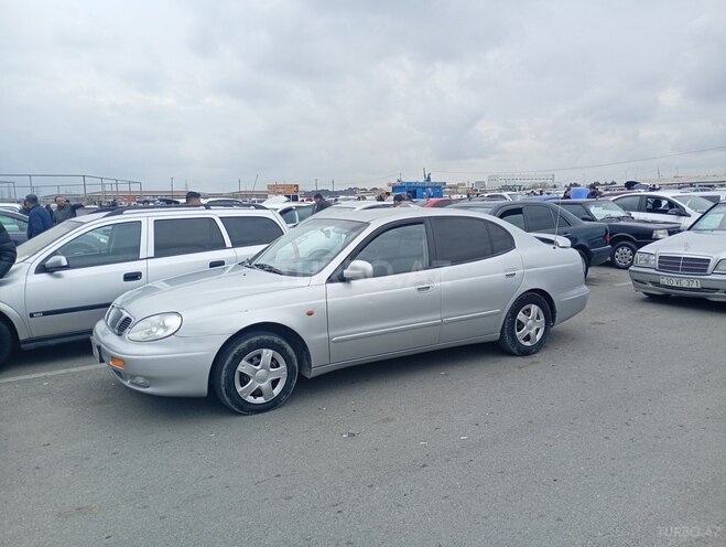 Daewoo Leganza-11