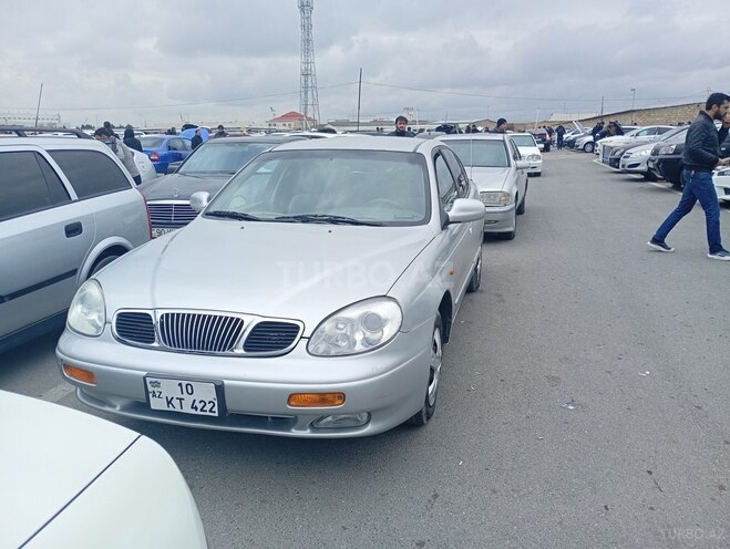 Daewoo Leganza-12
