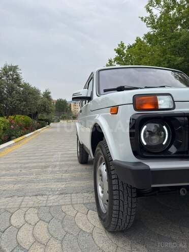 LADA (VAZ) Niva-4