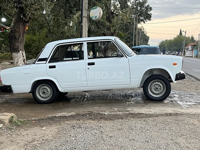 LADA (VAZ) 2107-3