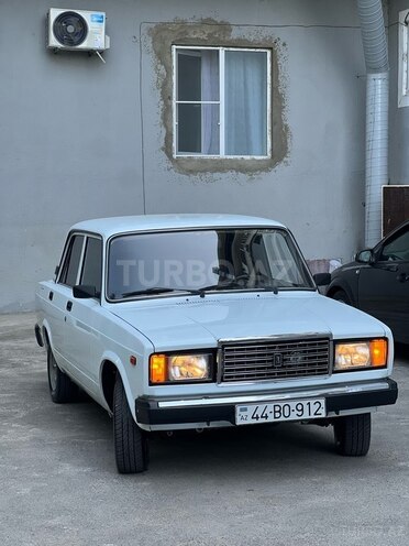 LADA (VAZ) 2107-11