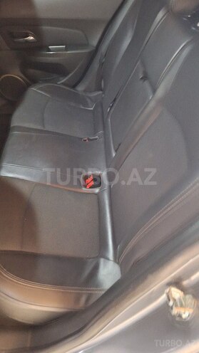 Chevrolet Cruze-8