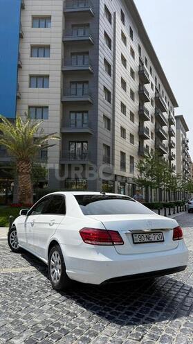 Mercedes E 220-6