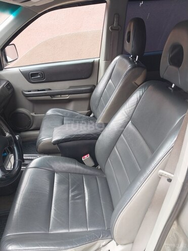 Nissan X-Trail-8