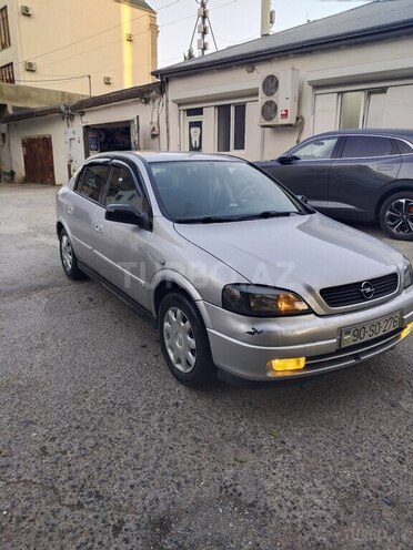 Opel Astra-3
