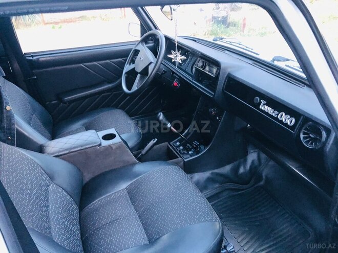LADA (VAZ) 2107-9