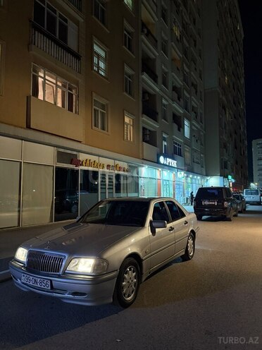 Mercedes C 180-3