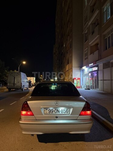 Mercedes C 180-5