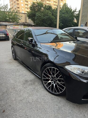 BMW 528-13