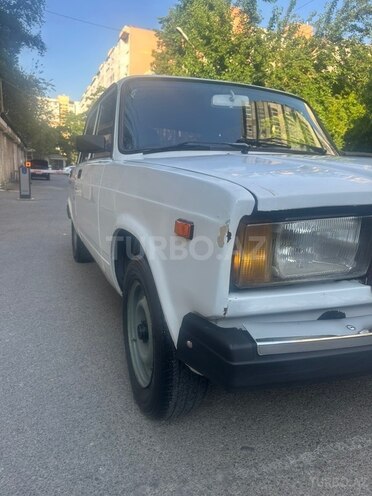 LADA (VAZ) 2107-4