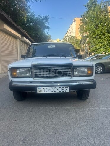 LADA (VAZ) 2107-1
