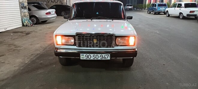 LADA (VAZ) 2107-1