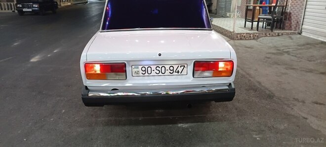 LADA (VAZ) 2107-2