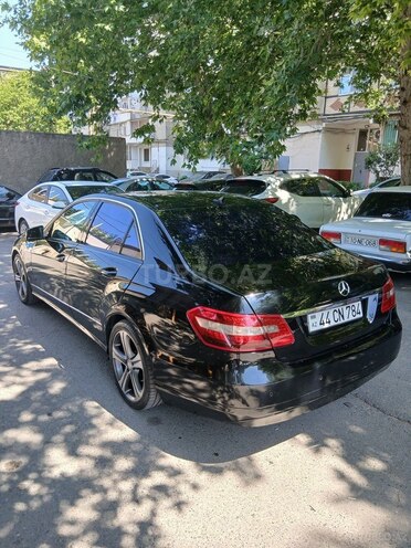 Mercedes E 250-6