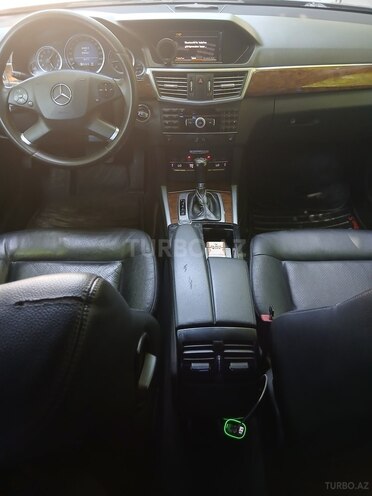 Mercedes E 250-3
