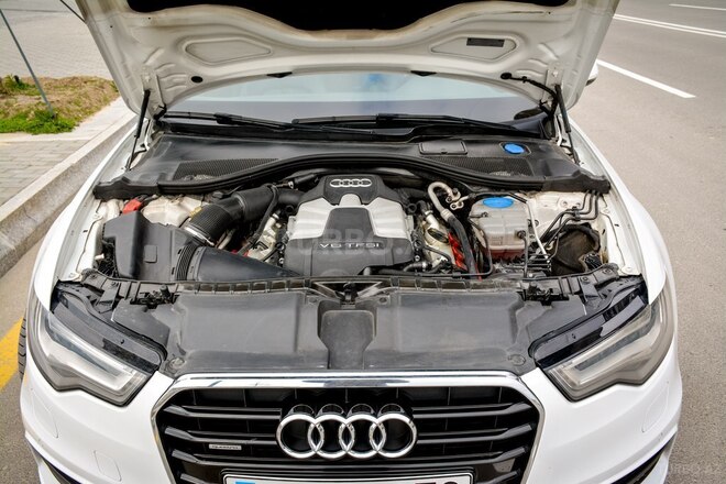 Audi A6-5