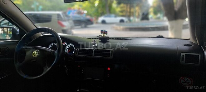 Volkswagen Passat-19