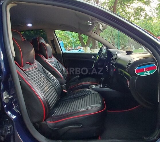 Volkswagen Passat-18