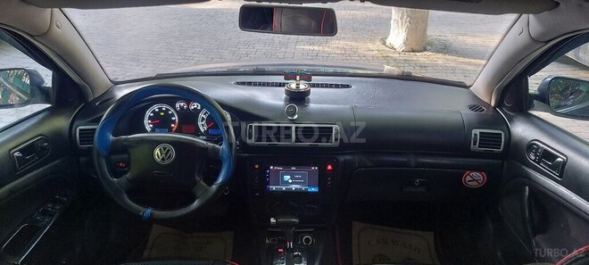 Volkswagen Passat-21