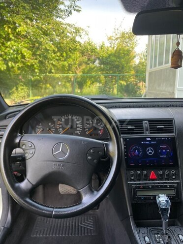 Mercedes C 200-8