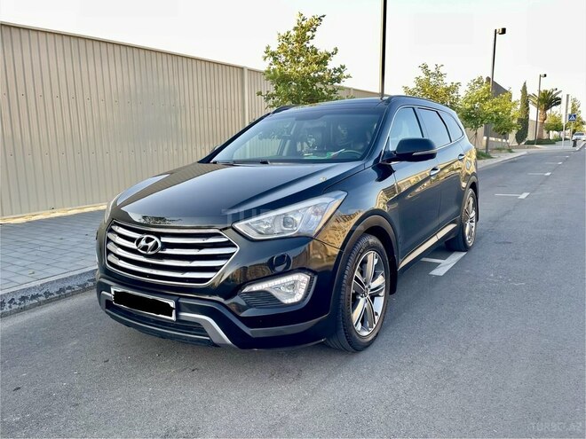 Hyundai Grand Santa Fe-8