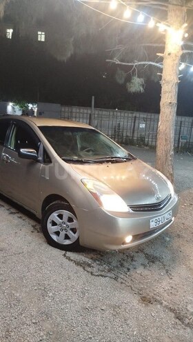 Toyota Prius-1