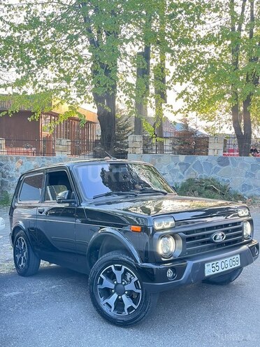 LADA (VAZ) Niva-9