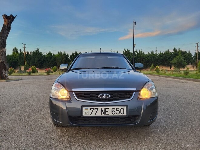 LADA (VAZ) Priora-1