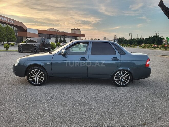 LADA (VAZ) Priora-9