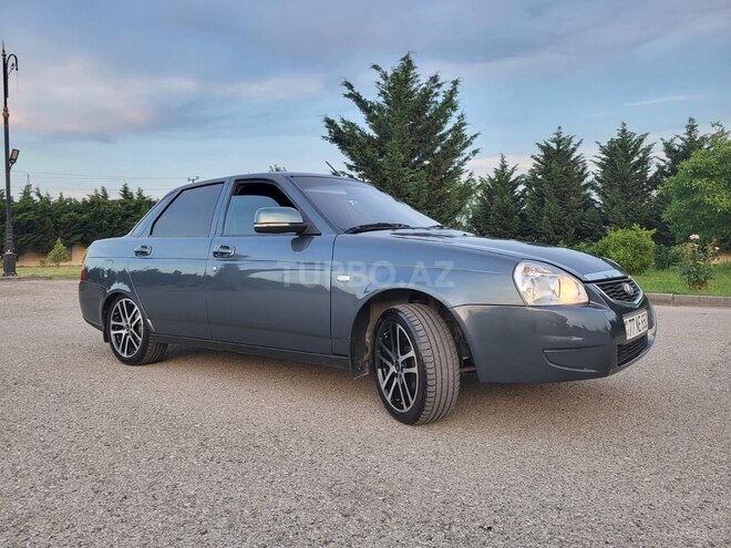 LADA (VAZ) Priora-12