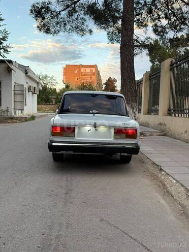 LADA (VAZ) 2107-4