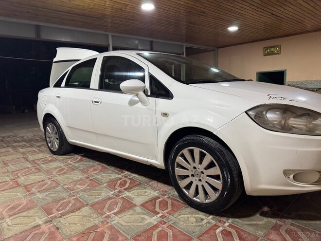 Fiat Linea-4