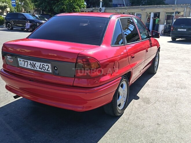 Opel Astra-3