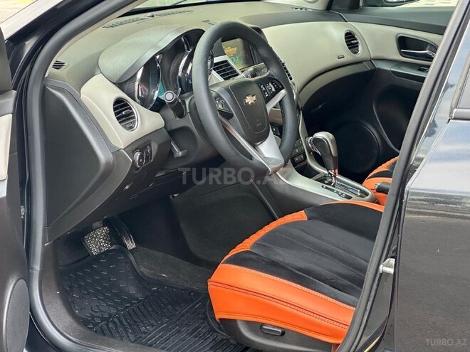 Chevrolet Cruze-4