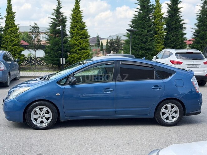 Toyota Prius-6