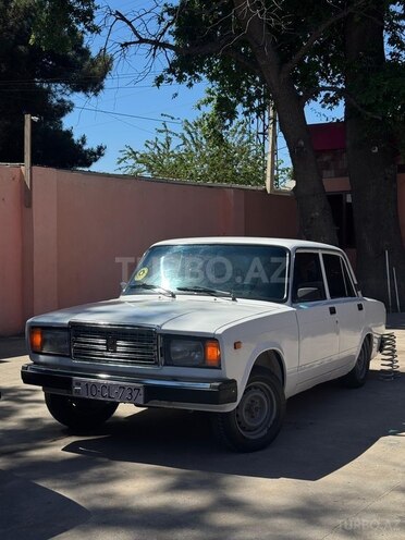 LADA (VAZ) 2107-1