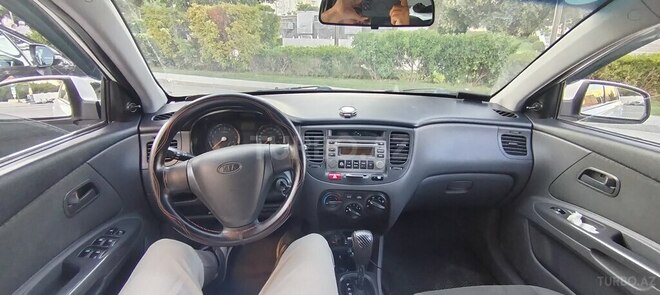 Kia Rio-3