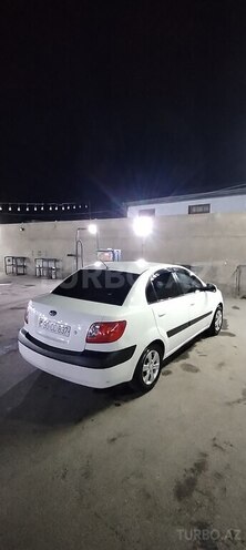 Kia Rio-5