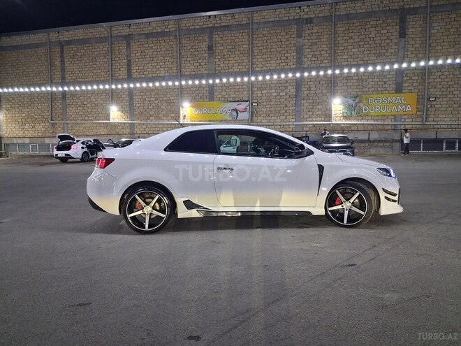 Kia Cerato Koup-3
