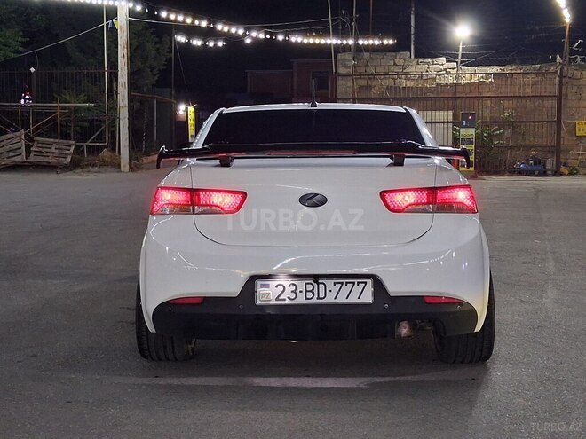 Kia Cerato Koup-7