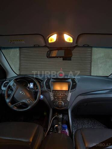 Hyundai Santa Fe-11