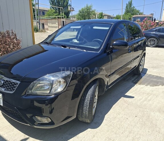 Kia Rio-5