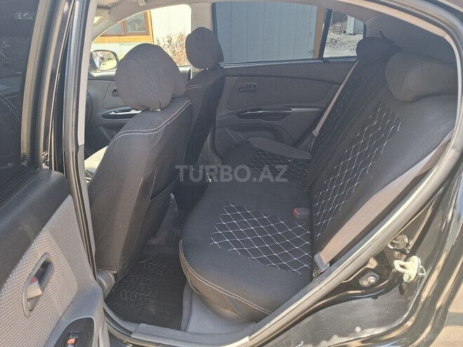 Kia Rio-9